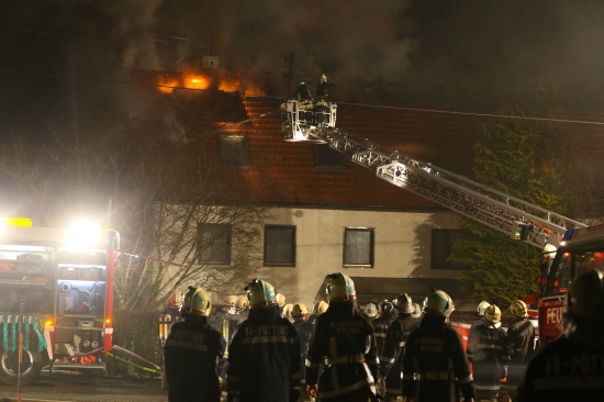 Großeinsatz der Feuerwehr bei Wohnhausbrand in Kallham