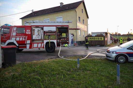 Brand bei einem Imbissstand in Ansfelden schnell gelscht