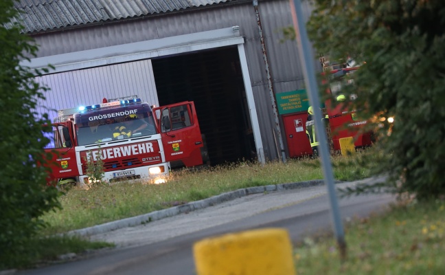 Einsatz der Feuerwehr bei Chemiebetrieb in Ried im Traunkreis