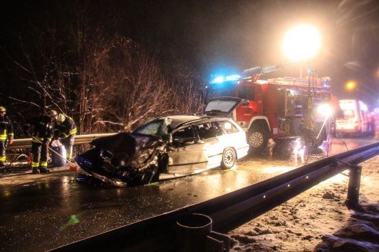 Schwerer Verkehrsunfall auf der Traunufer Straße in Ansfelden