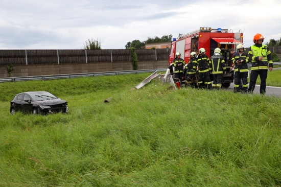 Autoberschlag im Abfahrtsbereich der Westautobahn bei Vorchdorf endet glimpflich