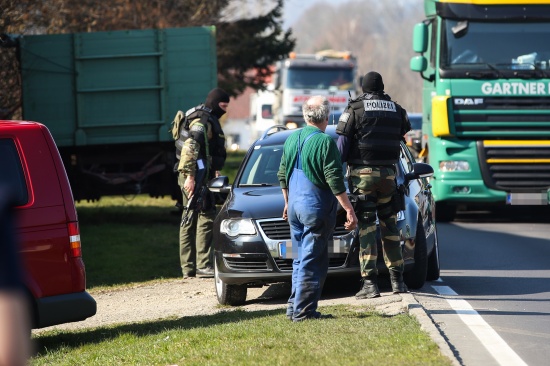 Cobra-Einsatz in Kremsmünster - Fahrerflüchtiger Lenker (55) festgenommen
