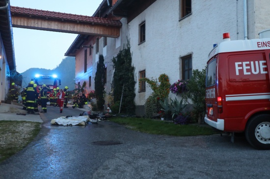 Drei Feuerwehren bei Zimmerbrand auf Bauernhof in Micheldorf in Obersterreich im Einsatz