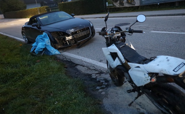 Mopedlenker bei Kreuzungskollision auf Gmundener Straße in Stadl-Paura verletzt