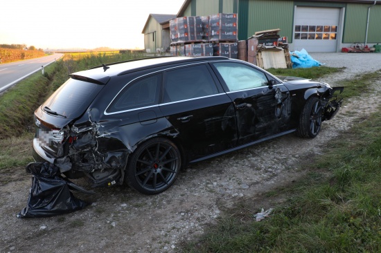 Verkehrsunfall auf Wiener Stra�e in Neukirchen bei Lambach im Abendverkehr