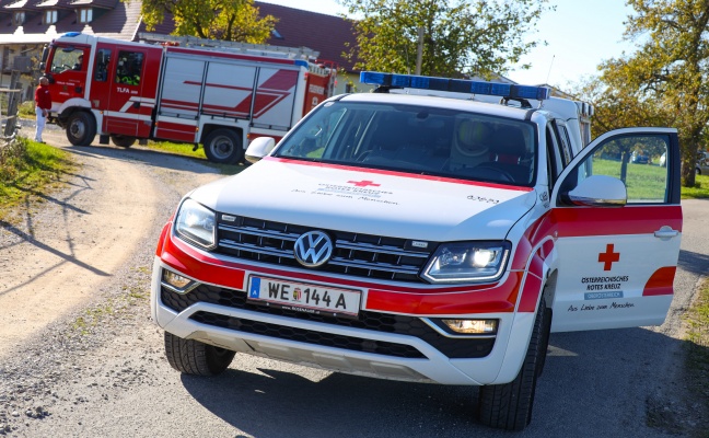Feuerwehr zur Tragehilfe für Rettung und Notarzt nach Sipbachzell alarmiert
