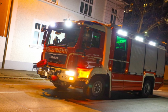 Brandverdacht in einem Wohnhaus in Wels-Innenstadt