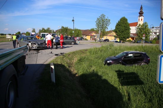 Kreuzungscrash in Gunskirchen endet glcklicherweise glimpflich