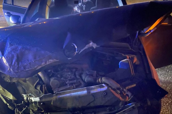 Auto auf Westautobahn bei Enns gegen Leitschiene gekracht