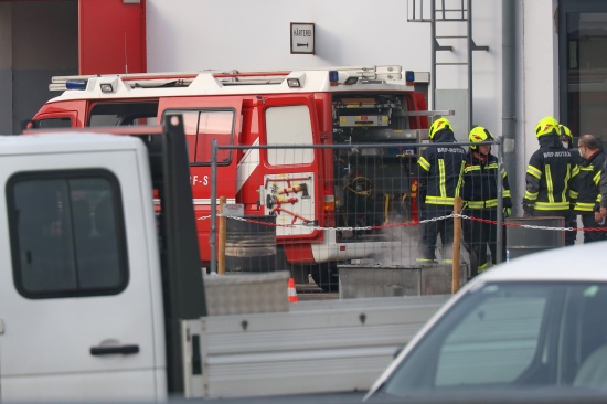 Brand bei einem Unternehmen in Gunskirchen sorgt fr Einsatz der Feuerwehr