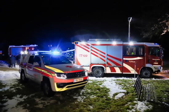 Person in Alberndorf in der Riedmark aus Teich gerettet