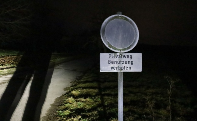 Einsatzkrfte zu Wohnhausbrand nach Vcklabruck alarmiert