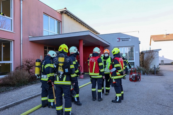 Einsatz bei Brand in einer Wohneinrichtung in Hochburg-Ach