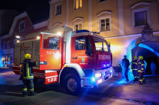 Erneuter Brand im gleichen Gebude im Ortszentrum von Neumarkt im Hausruckkreis