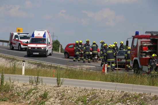 Erneut Verkehrsunfall auf neuer Straßenüberführung in Edt bei Lambach