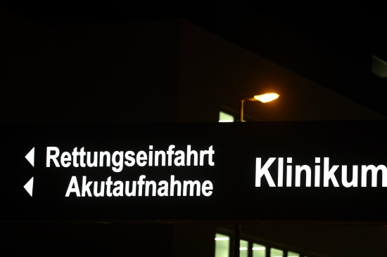 Messerattacke: Streit in einer Asylunterkunft in Marchtrenk endet mit Schwerverletztem