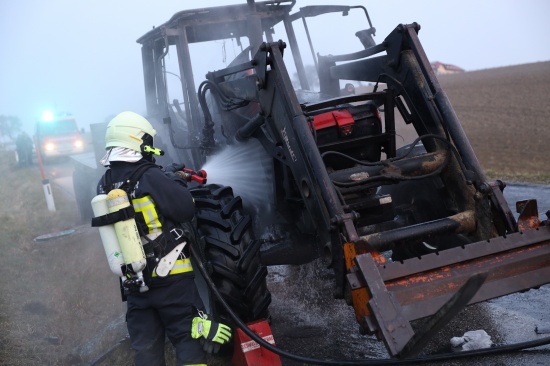 Brand eines Traktors in Gunskirchen