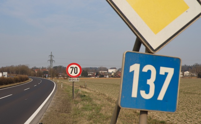 "Nicht viel los": Autolenker mit 162 statt hchstens 70 km/h in Wels-Puchberg durch Polizei gestoppt