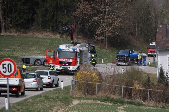 Verkehrsunfall in Kreuzungsbereich bei Pennewang
