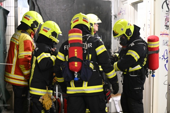 Damentoilette nach Fuballspiel in Pasching in Brand gesteckt