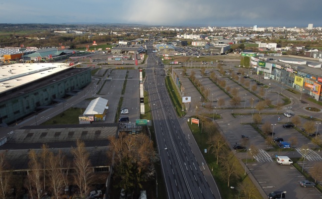 Kuriose Ausrede eines Schnellfahrers in Wels-Waidhausen: "Wollte Dieselpartikelfilter ausbrennen"