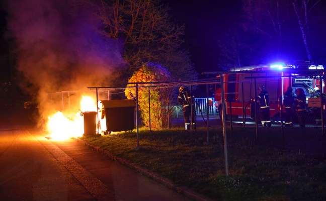 Neuerlicher Brand eines Abfallcontainers in Wels-Neustadt