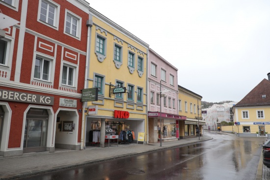 Feuerwehr zu Personenrettung in Vcklabruck alarmiert