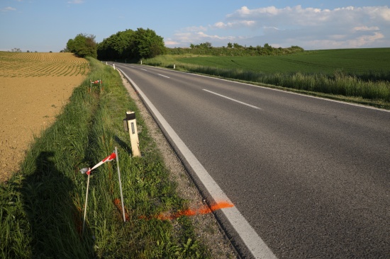 Motorradfahrer (52) bei missglcktem berholmanver in Hofkirchen im Traunkreis tdlich verunglckt