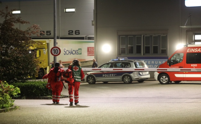 Tödlicher Arbeitsunfall bei Verladearbeiten in einem Unternehmen in Weißkirchen an der Traun