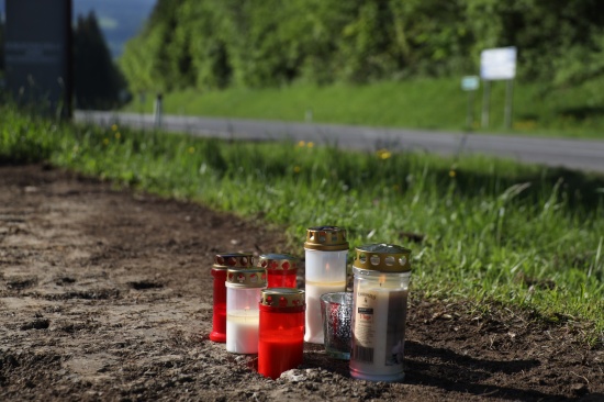 Mopedlenkerin (16) bei Kollision mit PKW auf Pyhrnpass Strae in Edlbach tdlich verunglckt