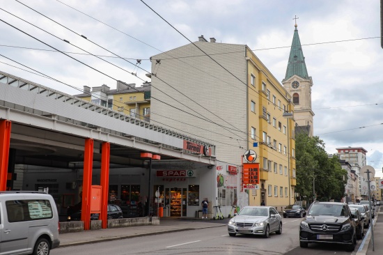 Raubberfall auf Tankstelle in Linz-Innere Stadt