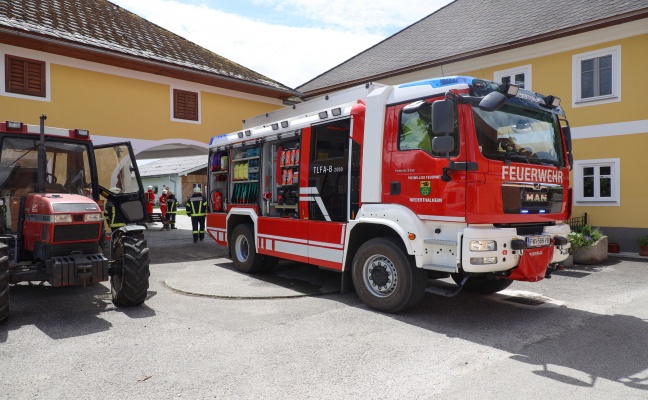 Brand in Werkstätte eines landwirtschaftlichen Gebäudes in Niederthalheim
