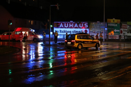 Mopedlenker bei Kreuzungscrash in Wels-Neustadt verletzt