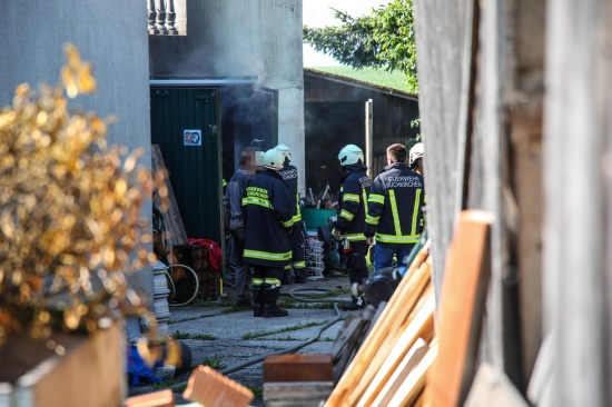 Brand in einer Garage neben Wohnhaus in Buchkirchen