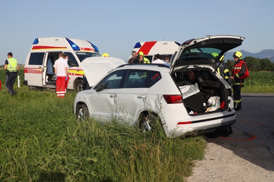 Kollision zwischen PKW und Traktorgespann in Kremsmnster