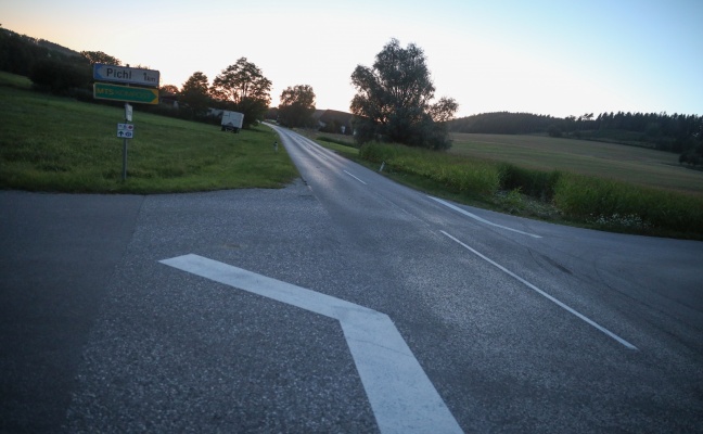 Verkehrsunfall in Pichl bei Wels fordert zwei Verletzte