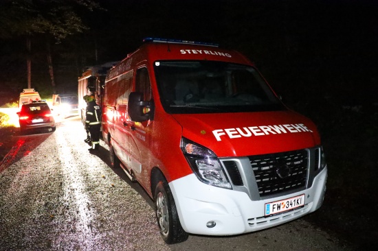 Einsatzkrfte zu vermeintlich schwerem Verkehrsunfall nach Klaus an der Pyhrnbahn alarmiert