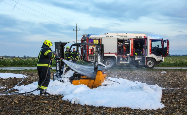 Brand eines Staplers in Steinhaus sorgt fr Einsatz der Feuerwehr