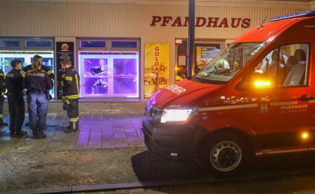 Coup mit Axt: Einbrecher erbeutete bei Pfandhaus in Wels-Innenstadt weniger wertvolle Goldbarren