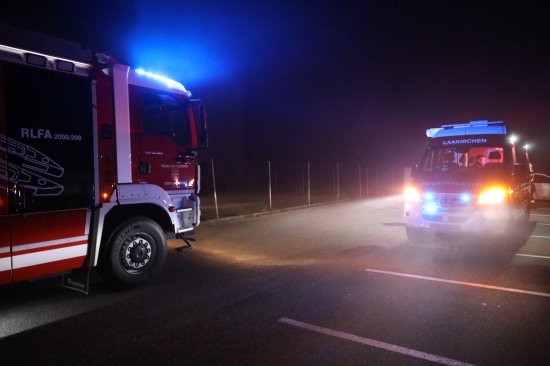 Personenrettung: Mann in Laakirchen mit Hilfe der Feuerwehr aus Traunbschung gerettet