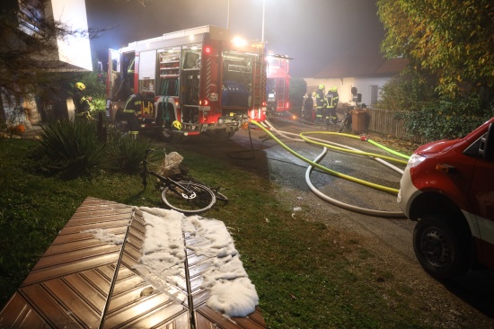 Brand in einer Garage eines Einfamilienhauses in Steinhaus