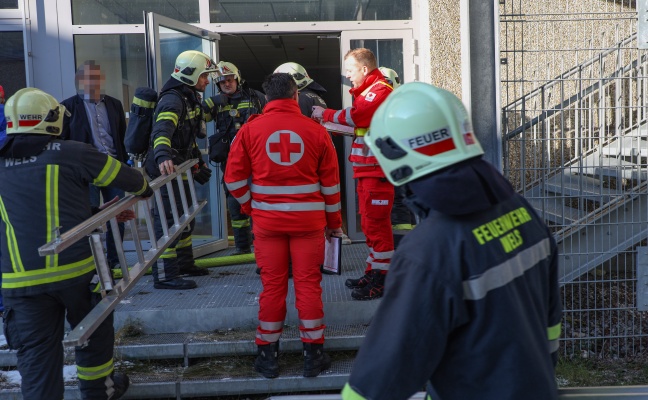 Brand im Schulgebude der HTL in Wels-Innenstadt sorgt fr greren Einsatz