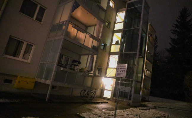 Angebranntes Kochgut in einer Wohnung in Thalheim bei Wels sorgte für Einsatz zweier Feuerwehren