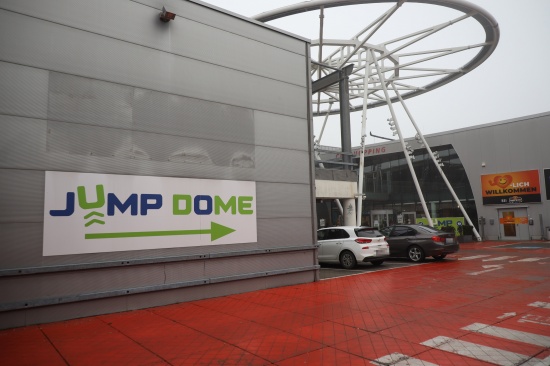 Personenrettung in einem Indoor-Freizeitpark in Leonding