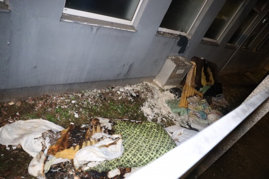Zimmerbrand in einem Wohn- und Firmengebude in Leonding