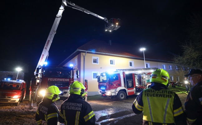 Drei Feuerwehren bei ausgedehntem Kaminbrand in St. Florian im Einsatz