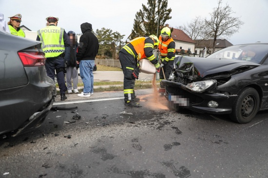 Auffahrunfall im dichten Berufsverkehr auf Wiener Strae in Marchtrenk