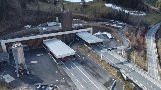 Verkehrsunfall auf Pyhrnautobahn im Bosrucktunnel fordert eine verletzte Person