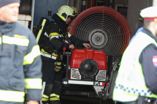Vier Verletzte nach Gasaustritt bei Unternehmen in Leonding