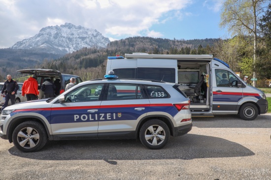 Suchaktion nach abgngiger Frau (22) um Grnberg, Traunstein und Laudachsee in Gmunden fortgesetzt